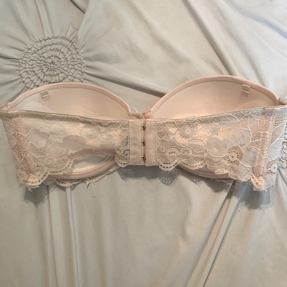 Pale Pink Strapless bra - Picture 2 of 3